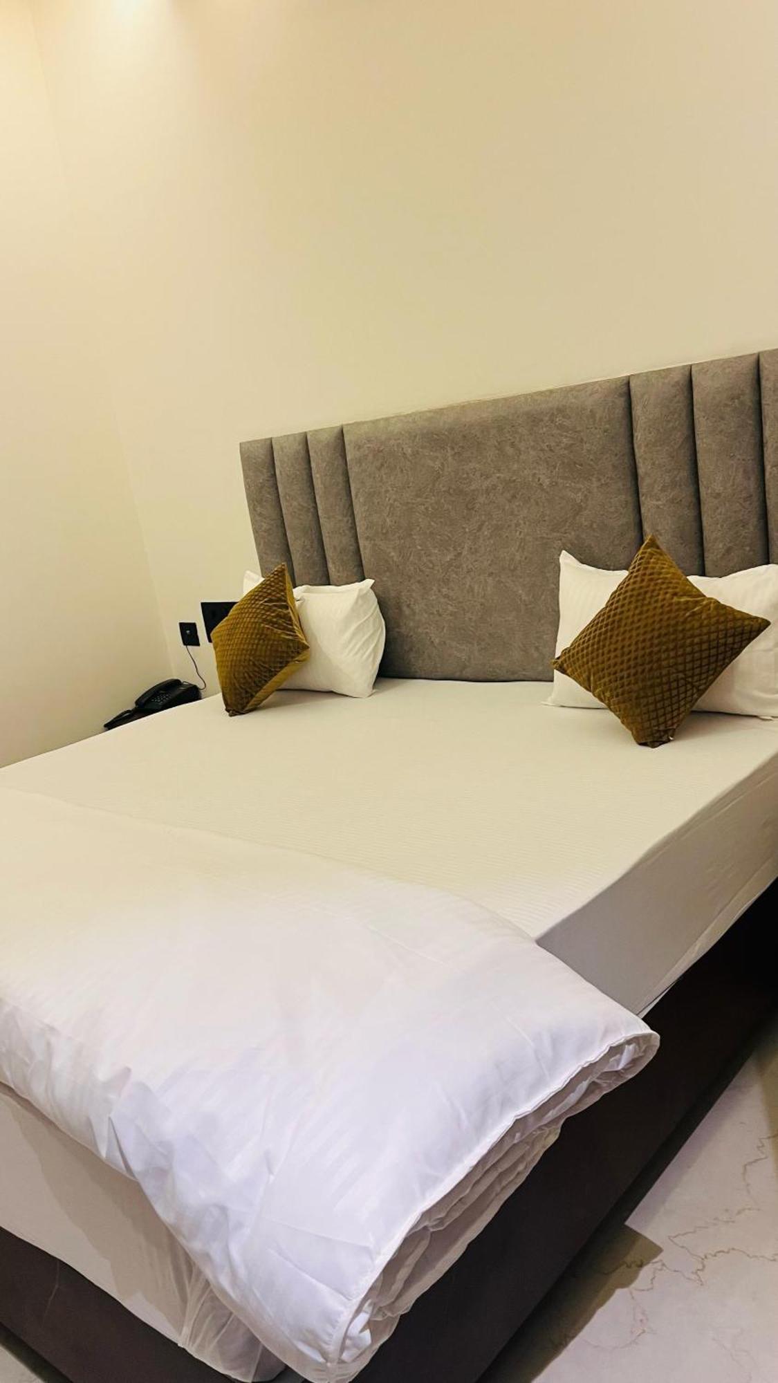 Hotel Revanta Bhilwara Ngoại thất bức ảnh