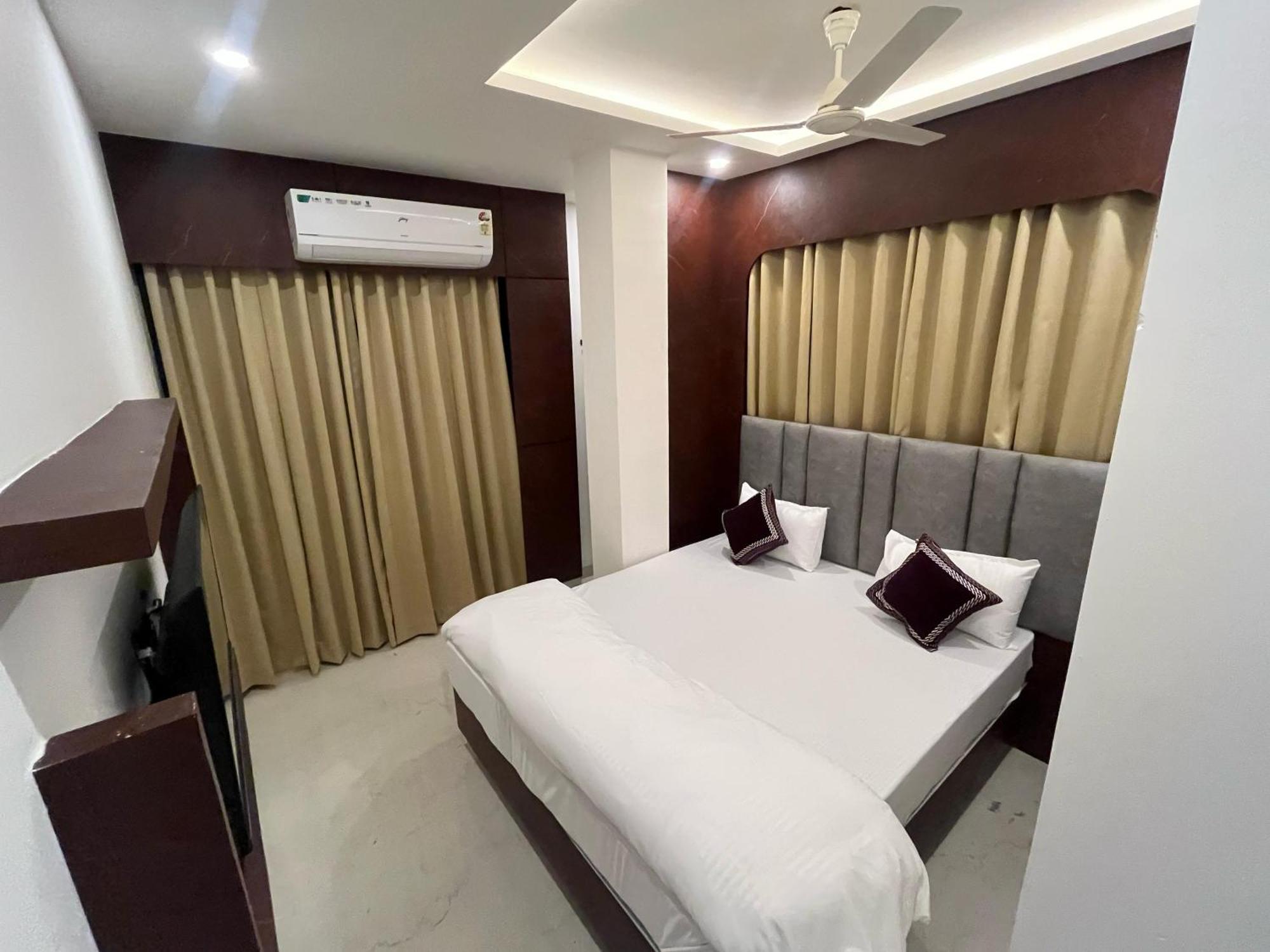 Hotel Revanta Bhilwara Ngoại thất bức ảnh