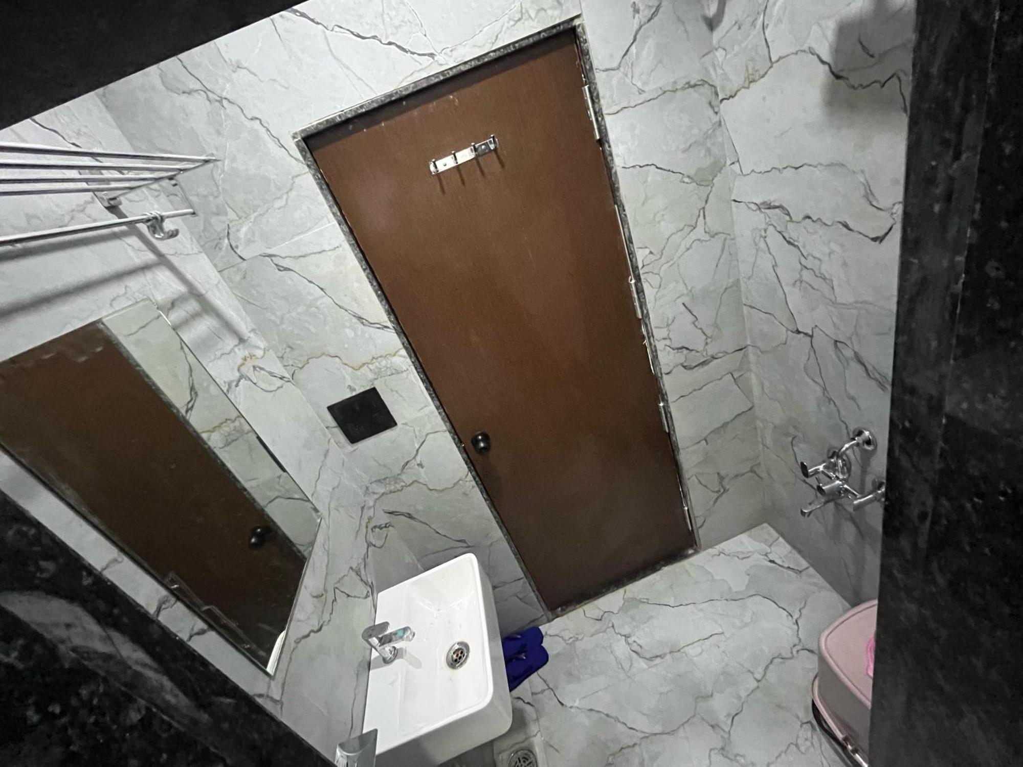 Hotel Revanta Bhilwara Ngoại thất bức ảnh